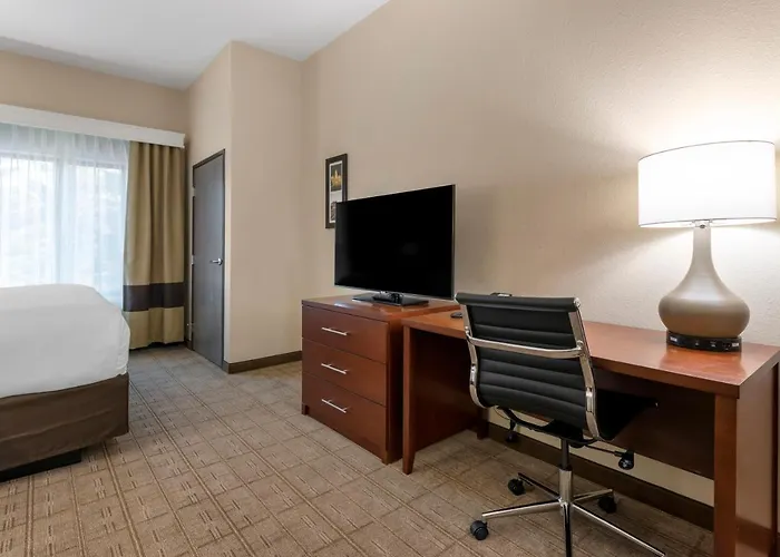 Comfort Inn & Suites North Mankato