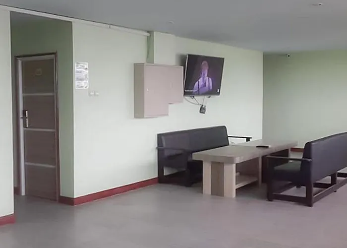 Guest House Anak Raja Pangkalan Bun Syariah Mitra Reddoorz