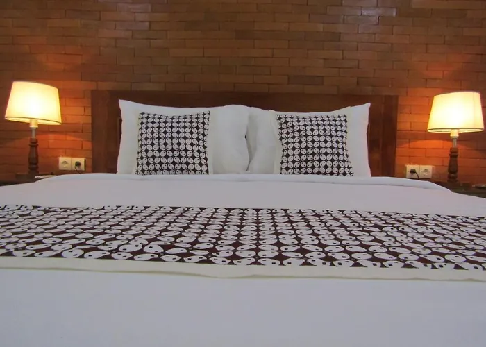 Anang Bed & Breakfast Syariah By Ndalem Beong