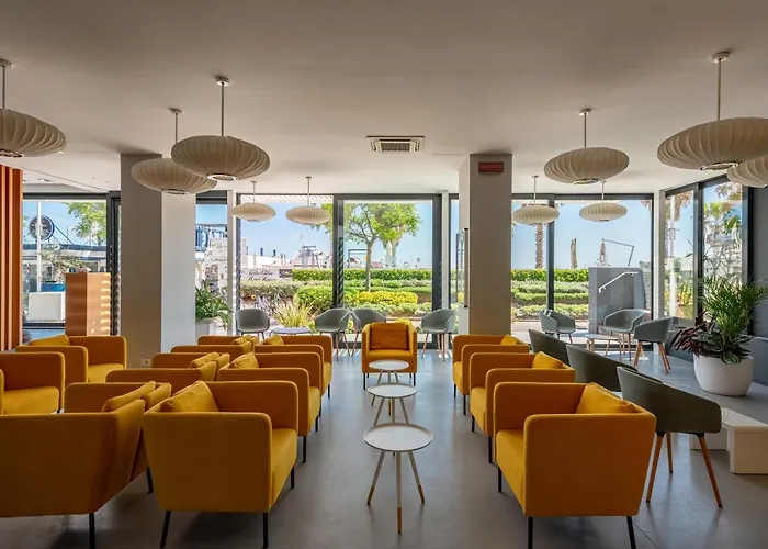 Hotel Commodore