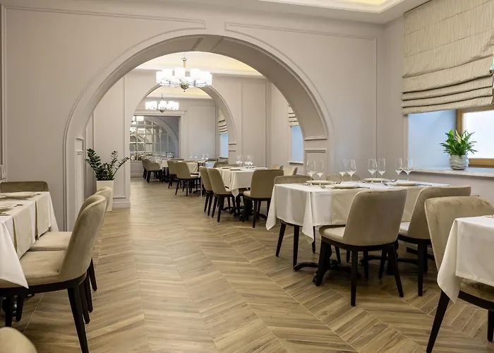 Dvoryansky Hotel