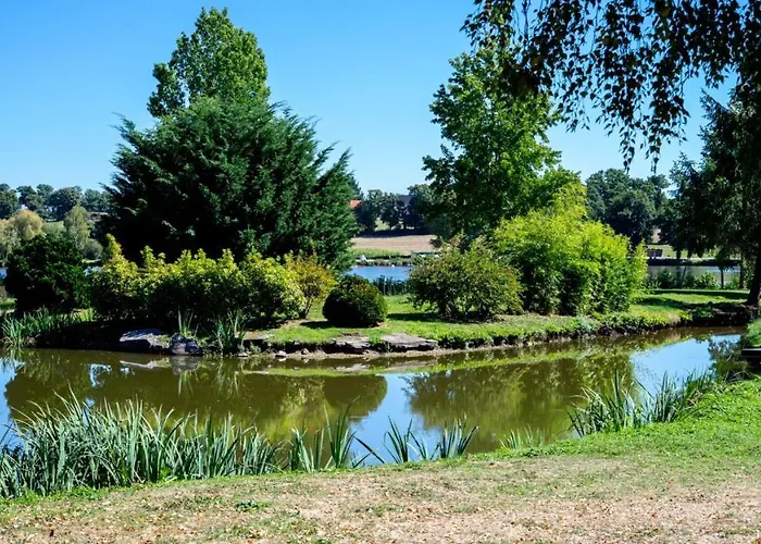 Le Domaine Du Cerf Blanc