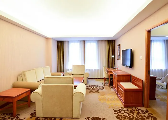 Vienna Hotel Xinjiang Yining Shanghai City