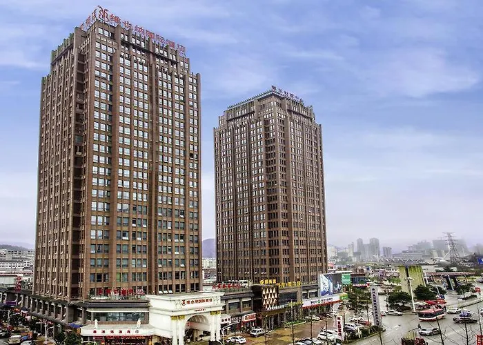 Vienna International Hotel Guizhou Weng'An Qilong Binfen Moer City