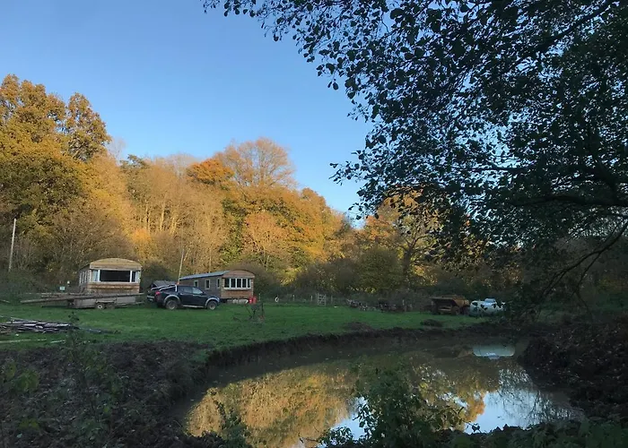 Shepherds Huts at Ham Hill: Lakeside Retreat with Pet-Friendly Cottages