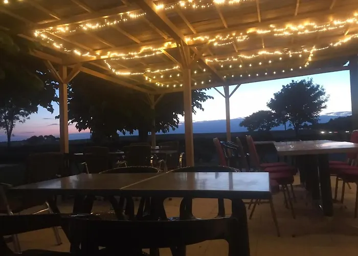La Villa De L Embusade Guesthouse