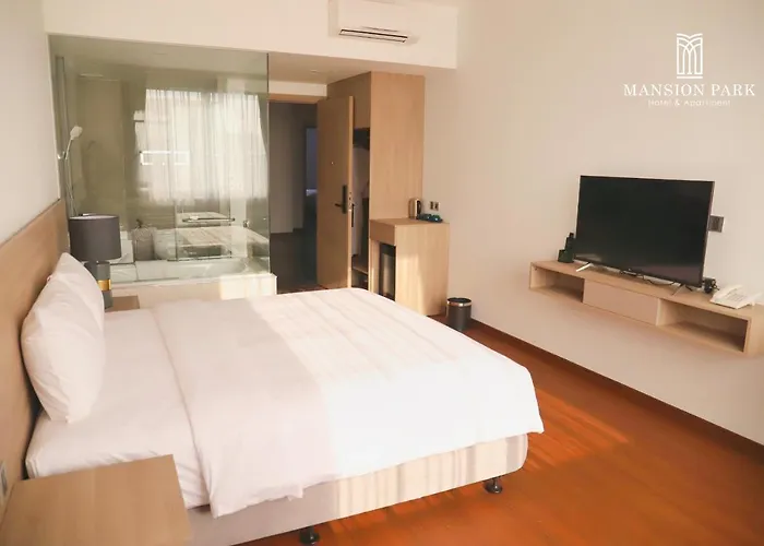 Mansion Park Hotel & Apartment