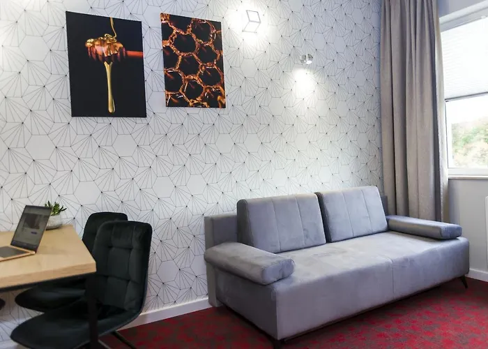 Hotel 107