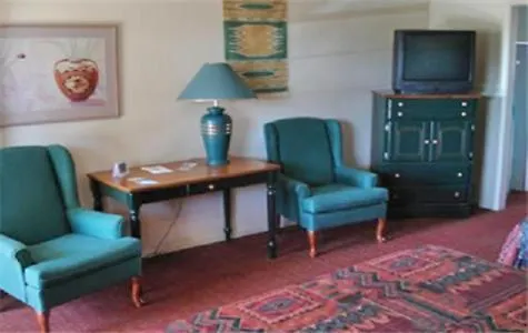 Pow Wow Inn