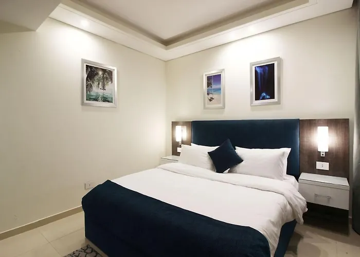 Palm Ville Suites