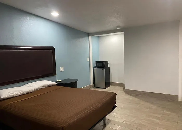 Executive Inn