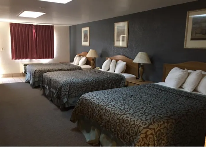 Hebbronville Executive Inn
