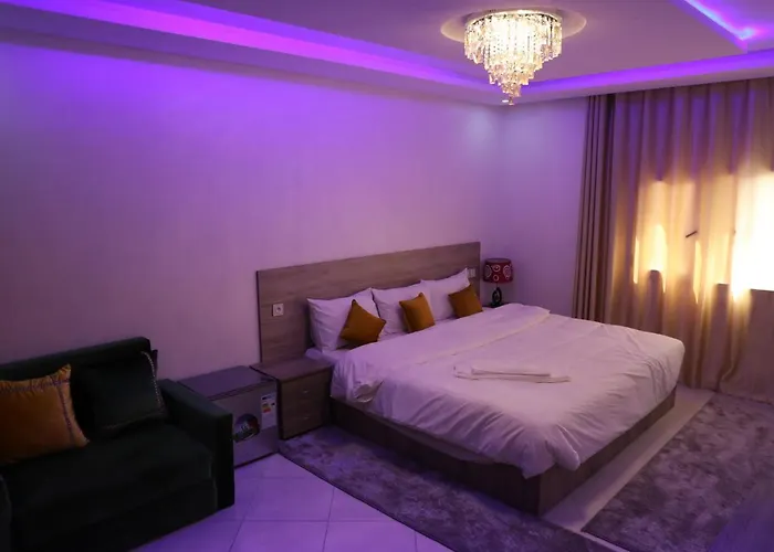 Hotel Noon