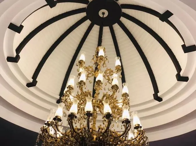 Royaute Luxury Hotel Sialkot