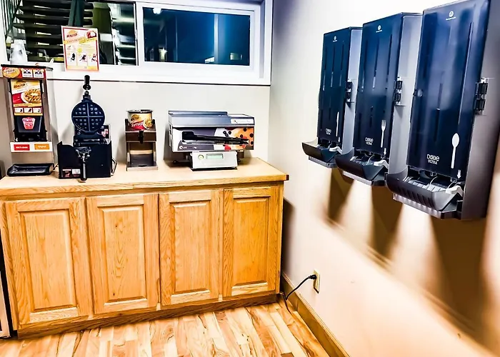 Econo Lodge Inn & Suites Winnemucca