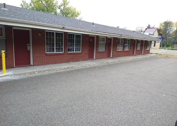 Highway Motel