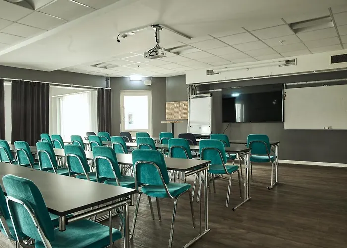 Hasse Pa Sjoekanten Hotell & Restaurang