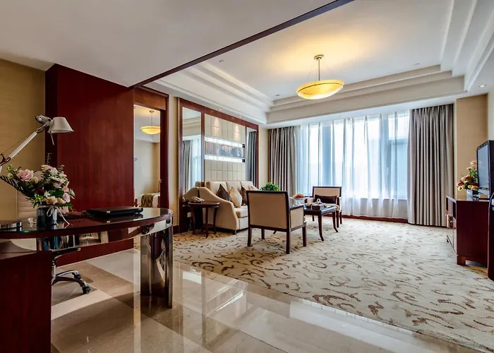 Yungang Jianguo Hotel