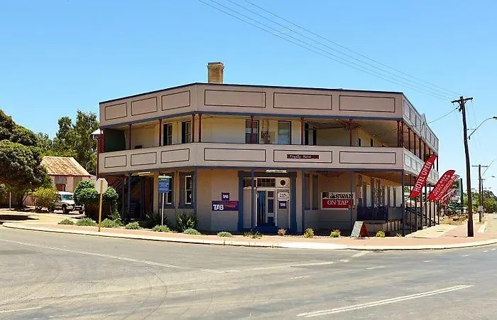 Pingelly Hotel