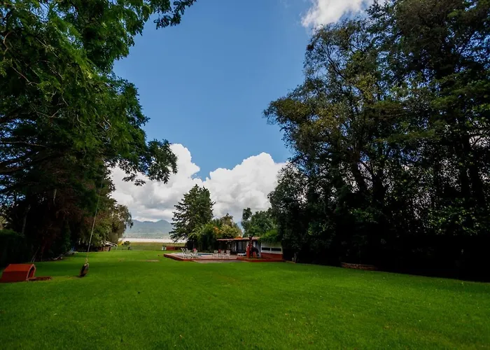 Lago Sol Hotel & Suites