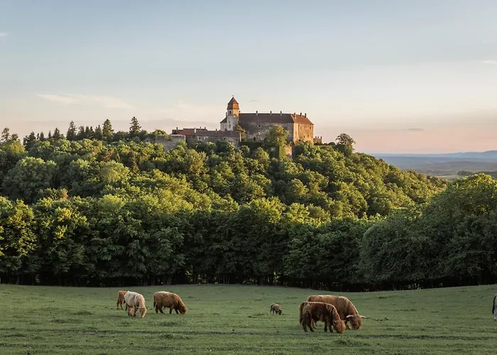 Burg Bernstein