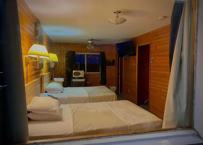 Hillcrest Motel