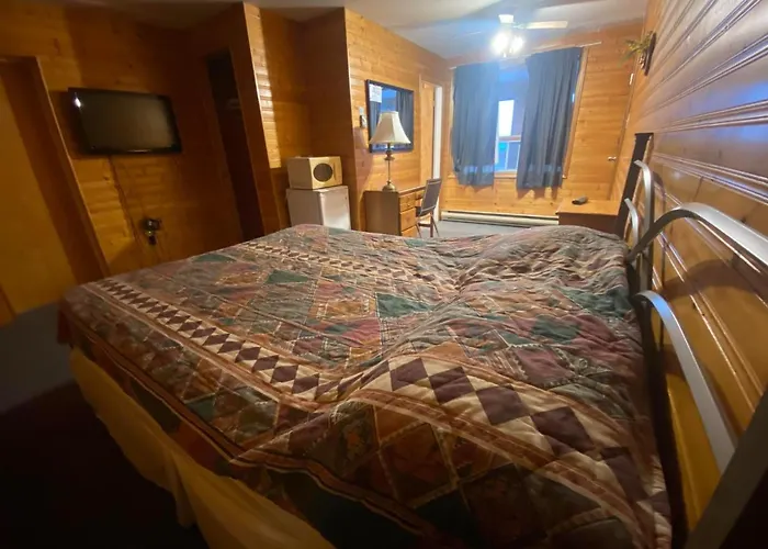 Hillcrest Motel