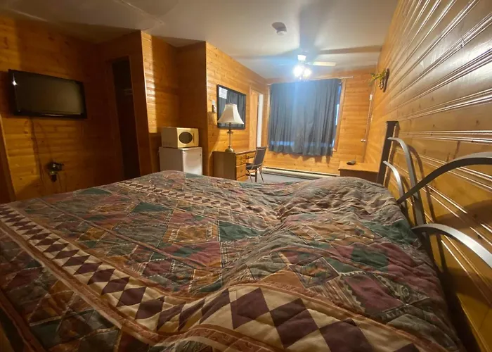 Hillcrest Motel