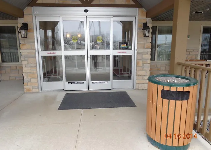 Country Inn & Suites By Radisson, Green Bay North