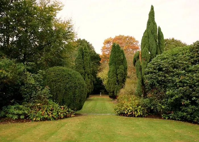 Cisswood House
