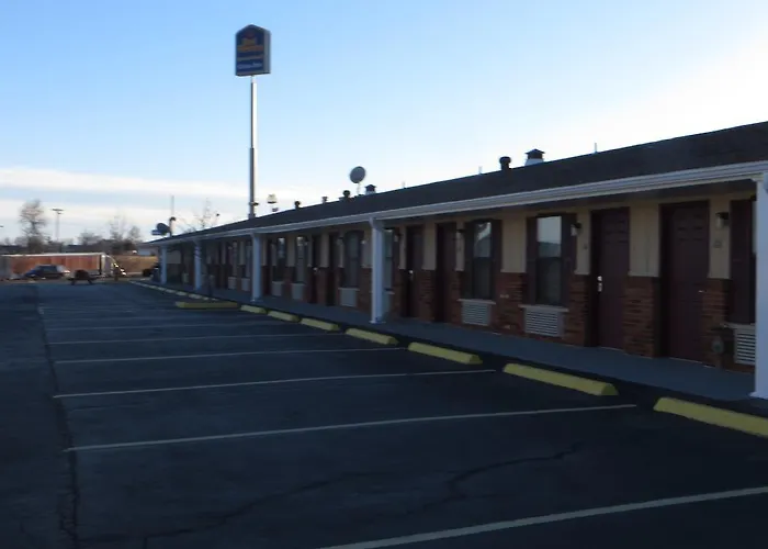 Econo Lodge - Cuba
