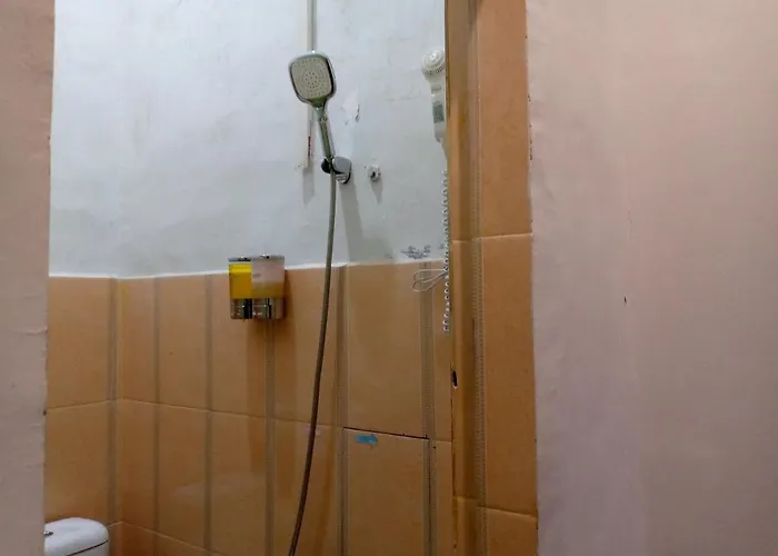 Hotel Belangi Syariah Taakengon Mitra Reddoorz