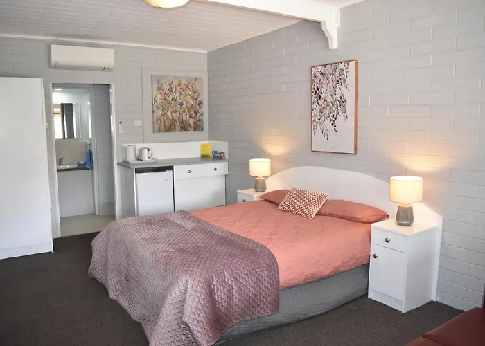 Peterborough Motel