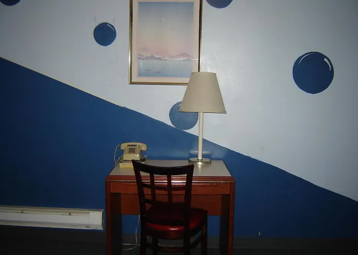 Bali Hai Motel