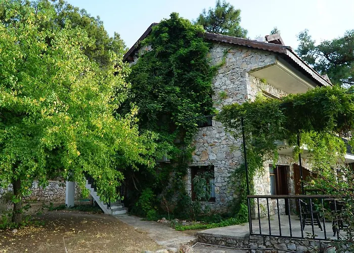 Faralia Hotel