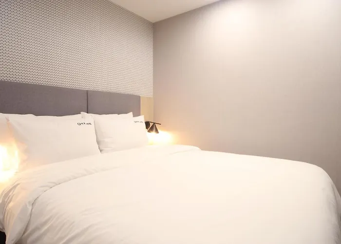 Haru Hotel