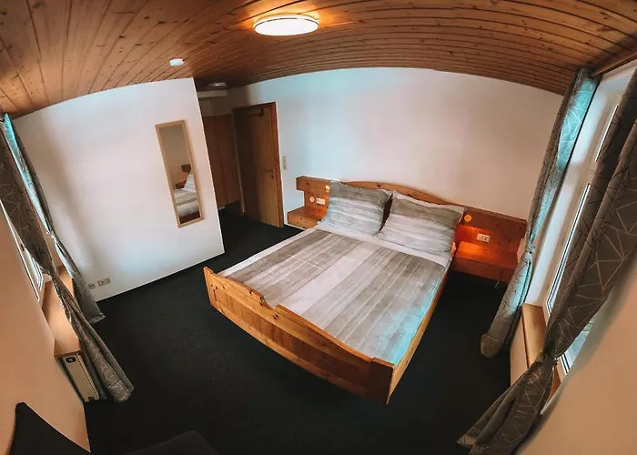 Green Natural Motel