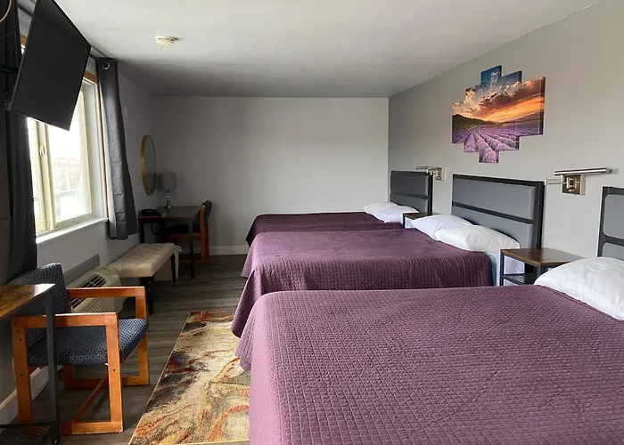 Aircrest Motel