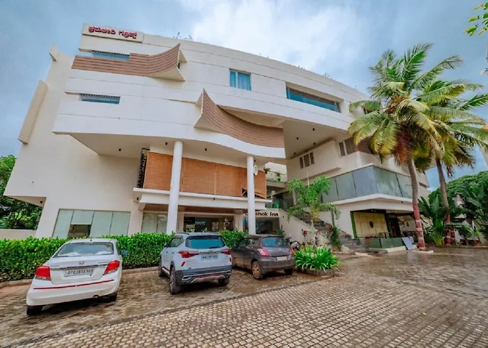Ashok Inn