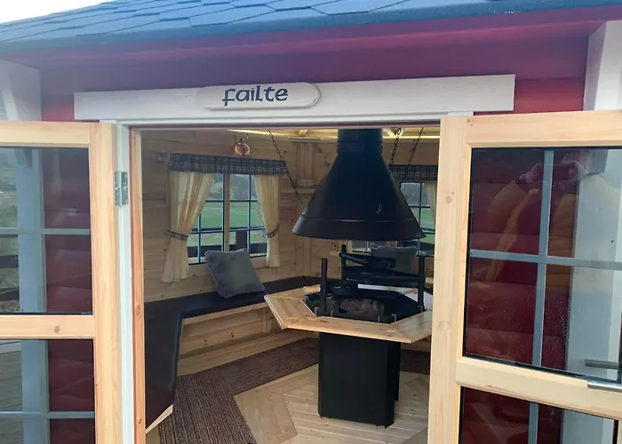 Daviot Luxury Pods