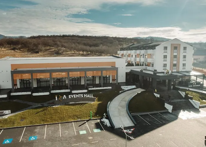 Iza Hotel