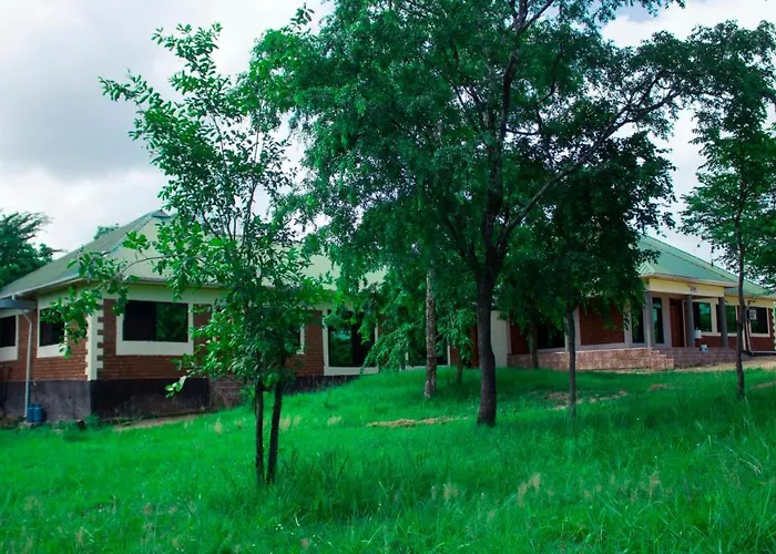 Mantis Lodge & Camping Site