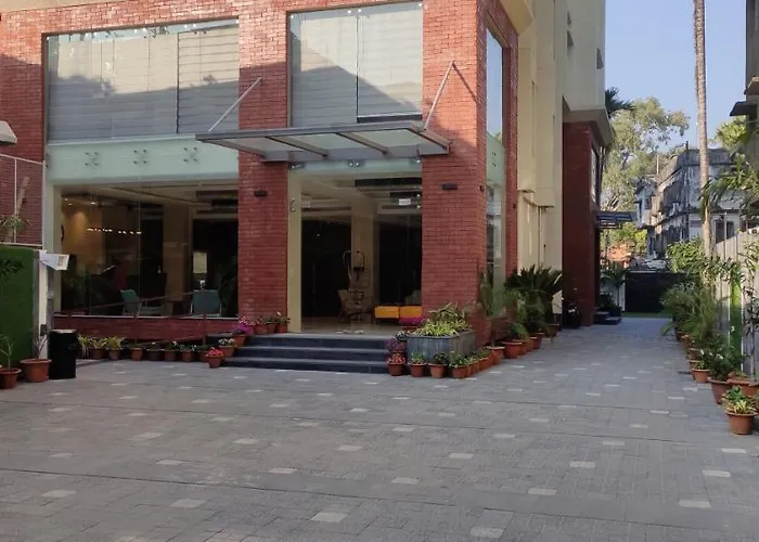 Sunhill Portico