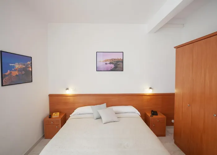 Hotel Viola