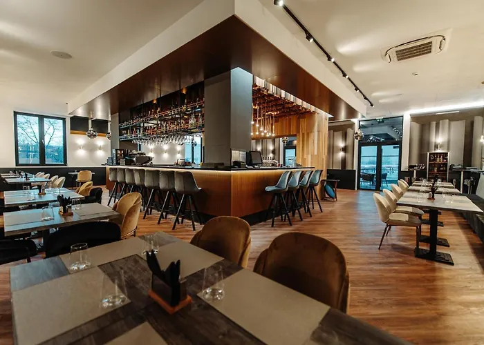 Iza Hotel