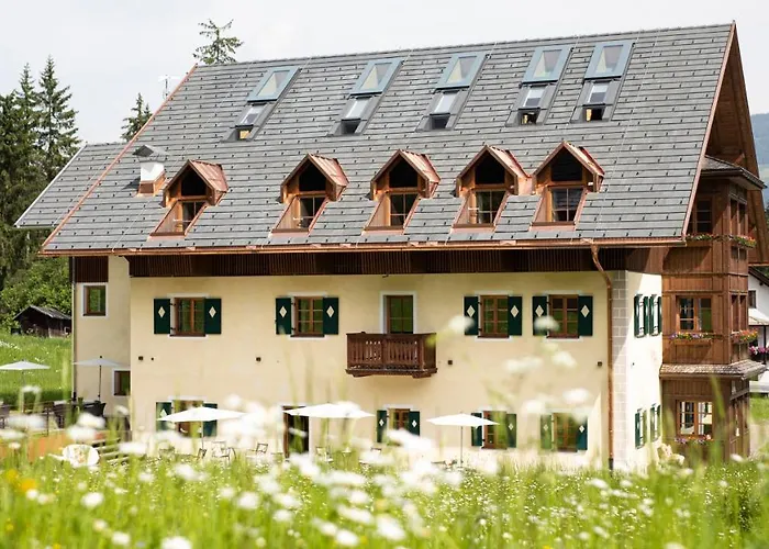 Natura Boutique Chalet Wellness Spa