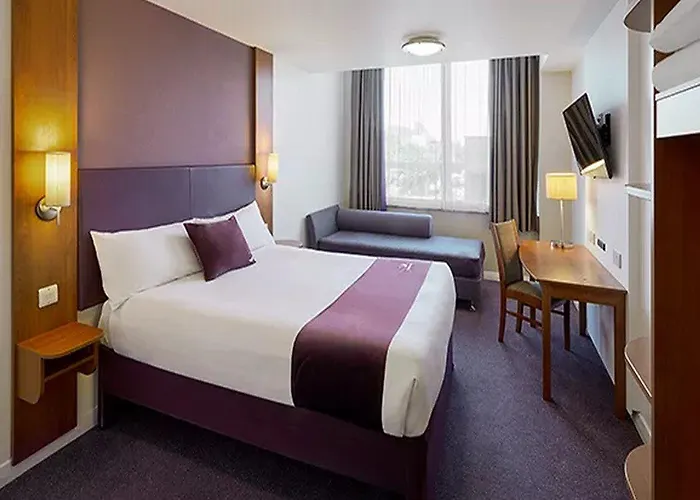Premier Inn Wolverhampton City Centre