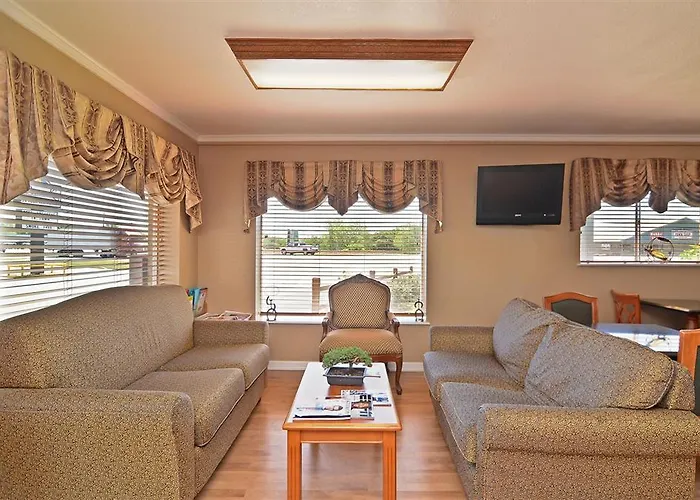 Americas Best Value Inn Crosstimbers