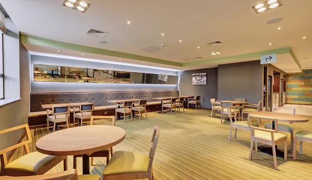 Premier Inn Horsham Town Centre