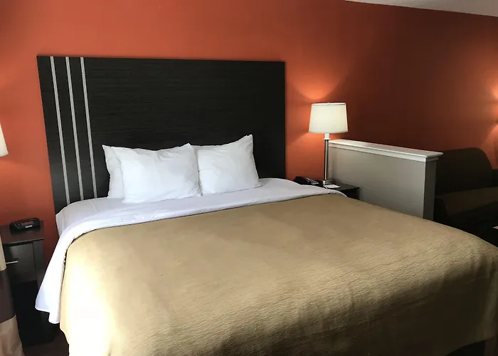 Quality Inn & Suites Fresno Northwest